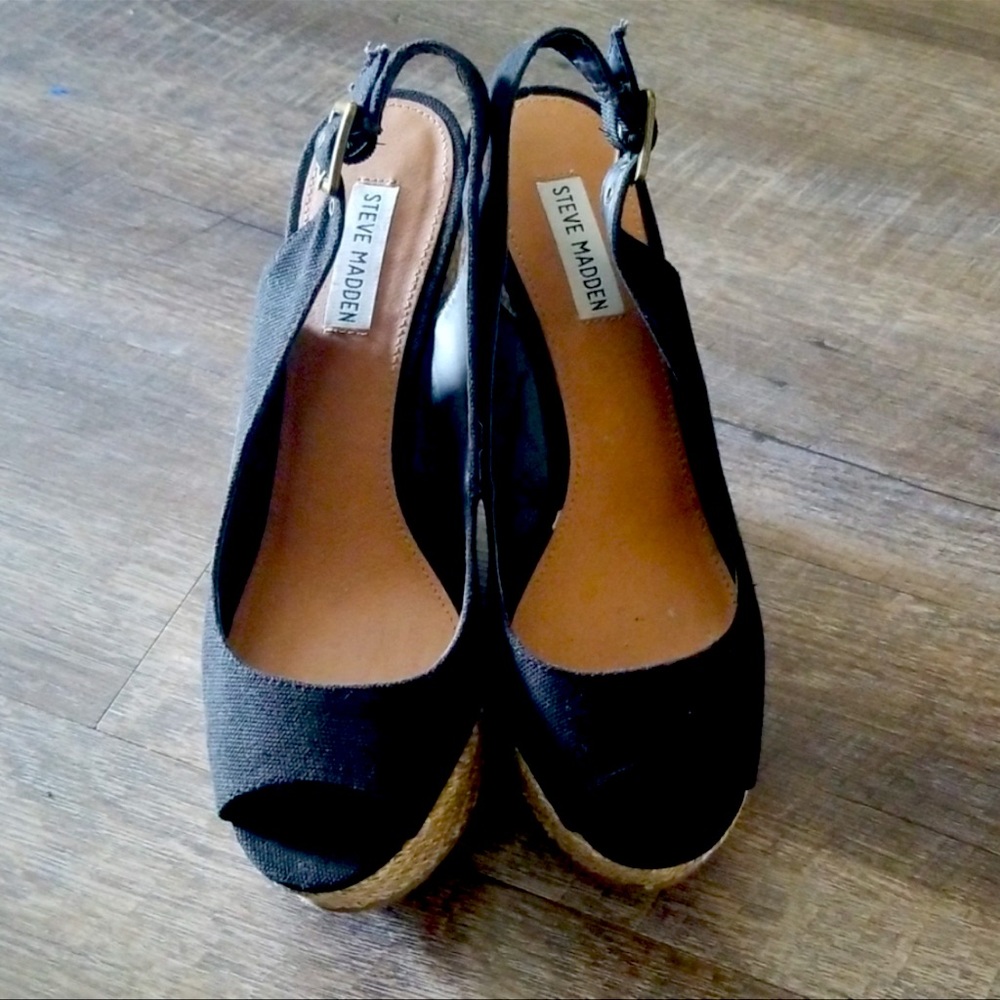 Steve Madden 'Witnes' Fabric Wedge Heels size 10 m